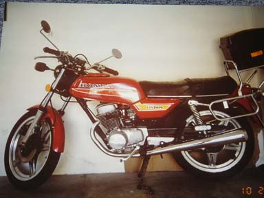 Honda CB 125 Twin